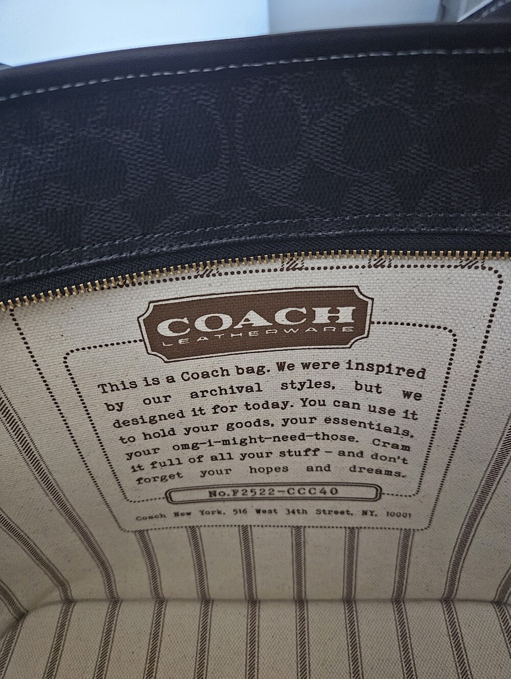 Coach Black Signature Canvas Leather Taxi Tote with Wristlet NWOT - Picture 12 of 15